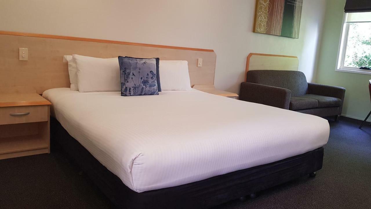 Red Bridge Motor Inn Woombye Zewnętrze zdjęcie