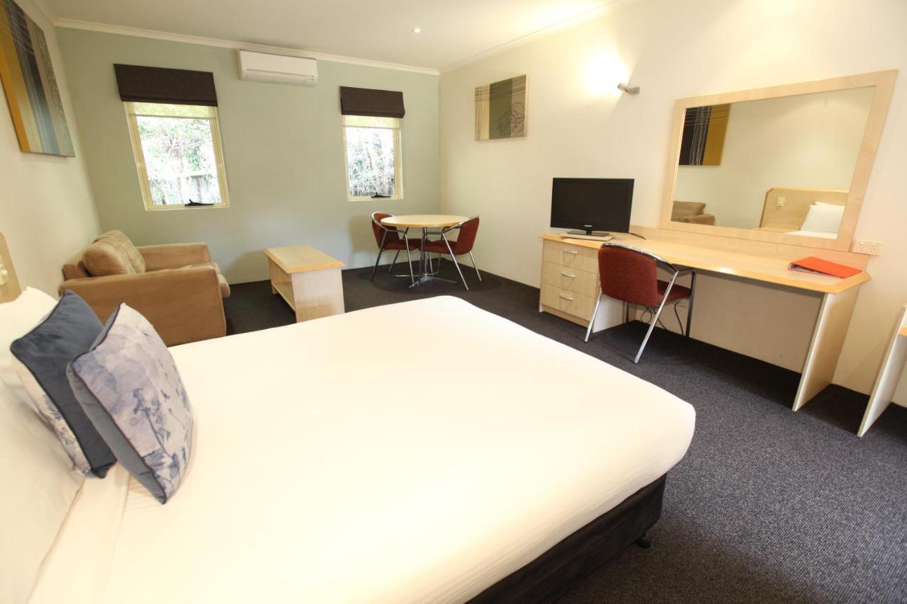 Red Bridge Motor Inn Woombye Zewnętrze zdjęcie